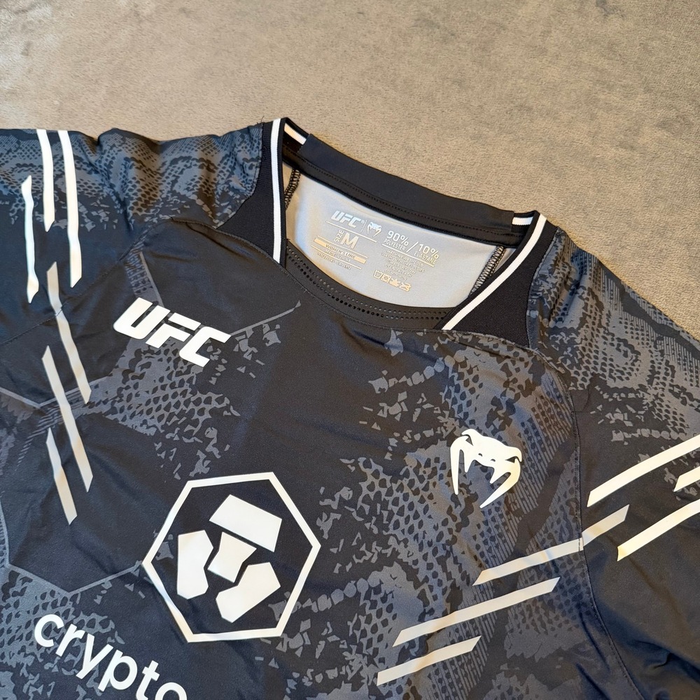 Venum UFC Authentic Fight Night Shirt Womens Medium Black Miller Graphic